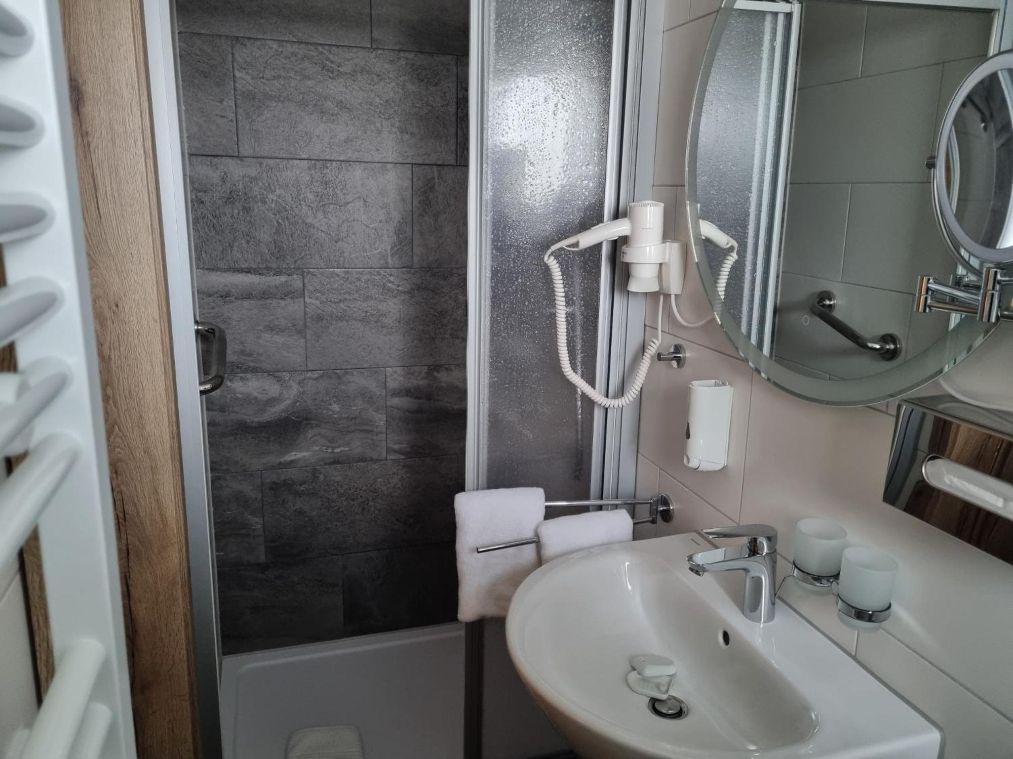 נורדן Hotel Julia Am Deich חדר תמונה